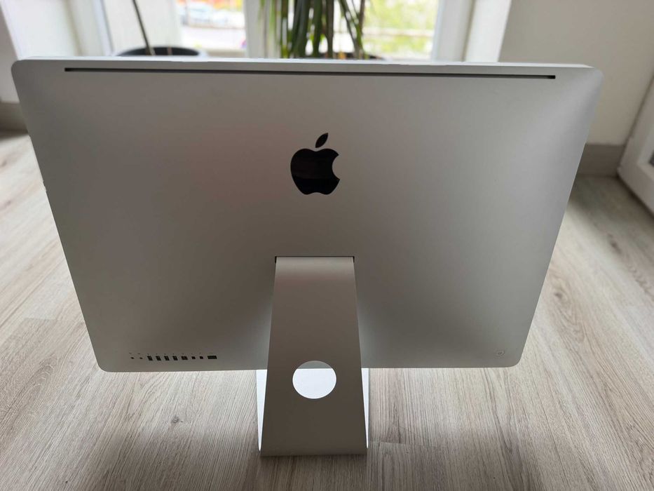 iMac 27" Mid 2011 — Estado Impecável | Totalmente Funcional