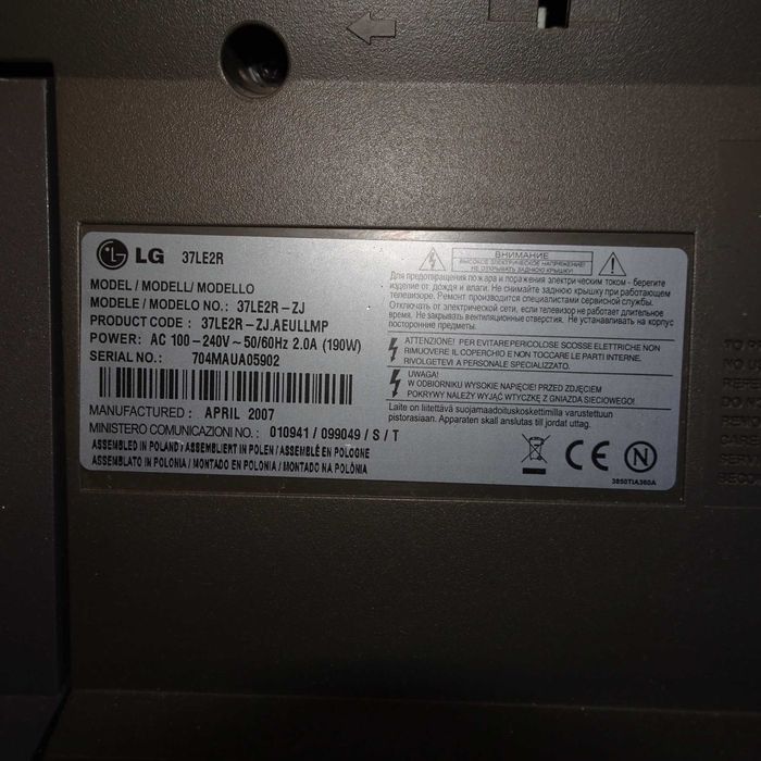 Telewizor LG model 37LE2R 37"