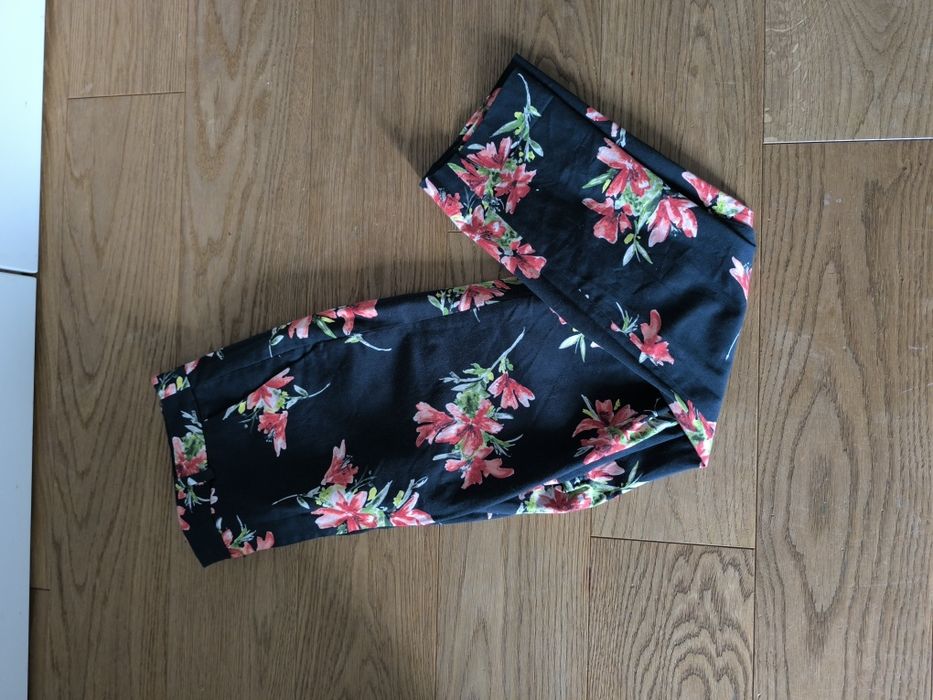 Spodnie damskie, cygaretki, Zara. Rozmiar 38 / M