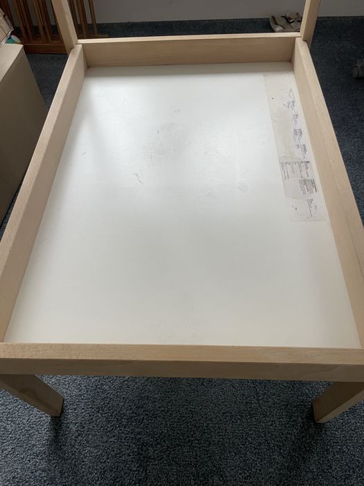 Wolnostojący drewniany przewijak dla niemowlaka dziecięcy