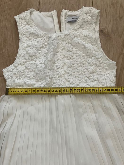 Sukienka dziewczęca Reserved r.128