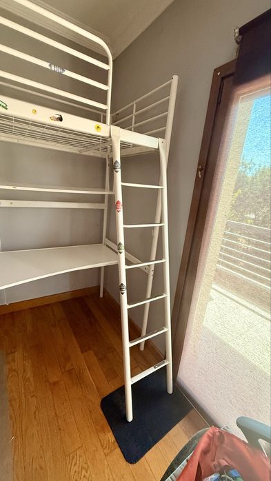Beliche alto IKEA com secretária integrada, com instruções
