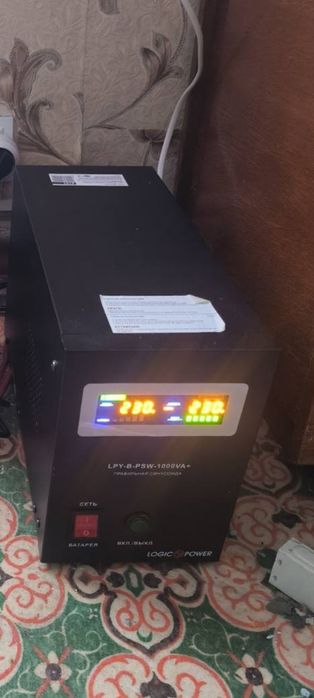 Джерело безперебійного живлення, інвертор 12V LPY-B-PSW-1000VA