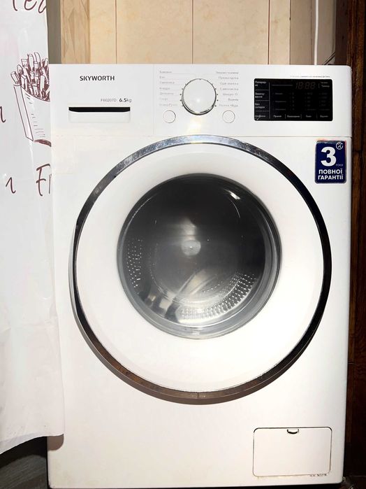 Хостел на первом этаже, метро Левобережная — койко-место 1500 грн/мес.