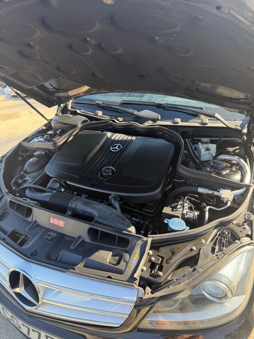 Vendo Mercedes c 200 cdi blueeficience 2013 km 240000 — photo 3