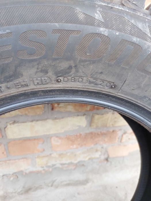 Зимова резина Бріджстоун на авто, комплект.