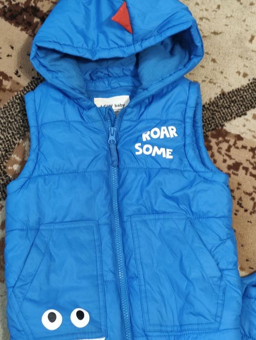 Жилетка на хлопчика 4-5 років lc waikiki