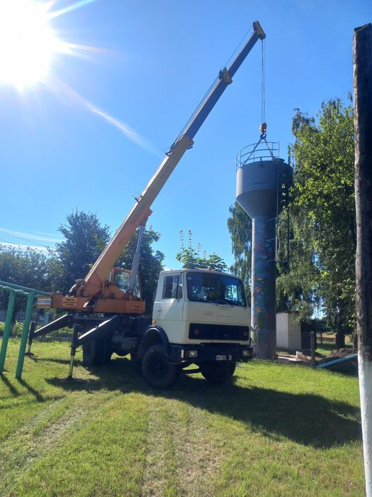 Послуги Оренда Автокранів Автокрана. Є Лійка  для бетону.