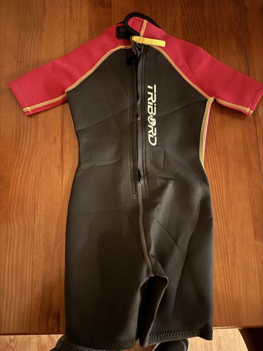 Fatos neopreme para Surf