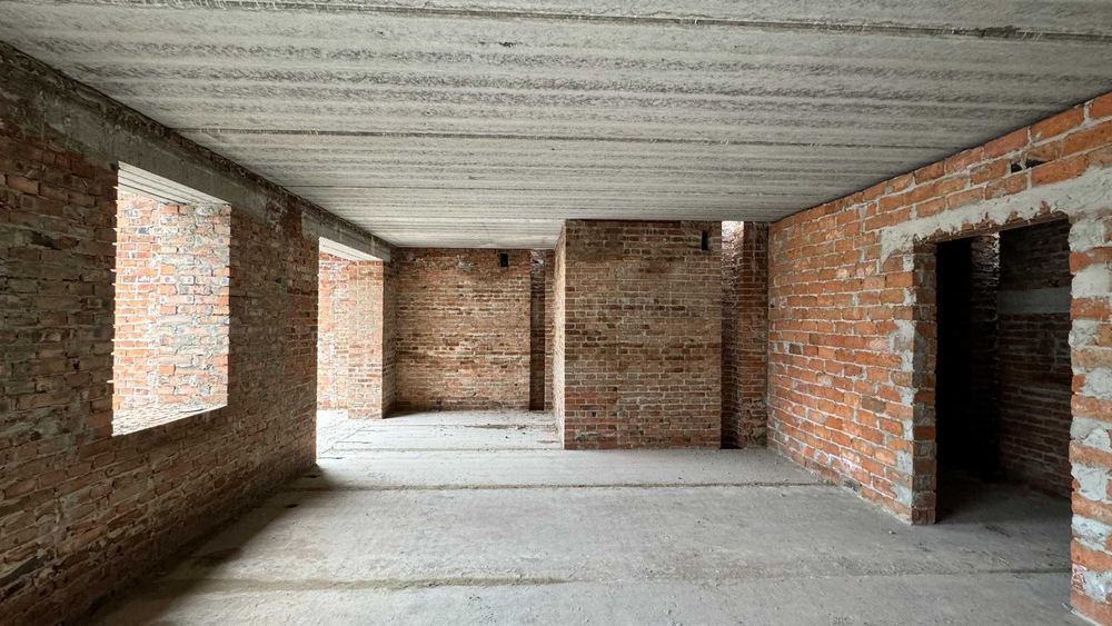 1 кім. квартира з кухнею-студією та виглядом на гори