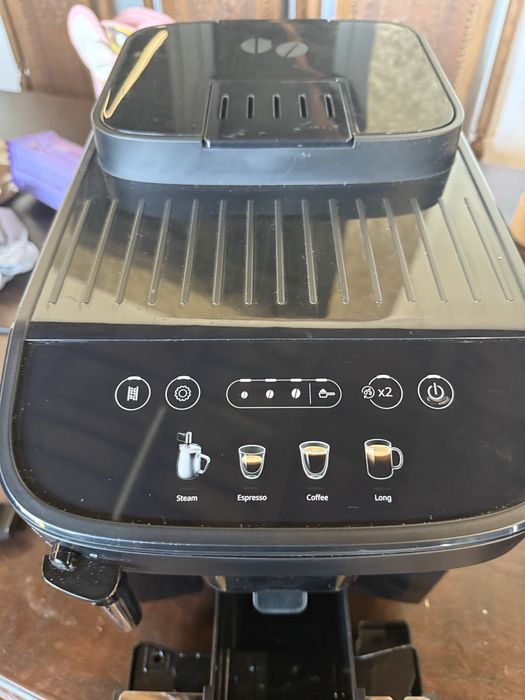 Maquina cafe Delonghi Magnifica EVO