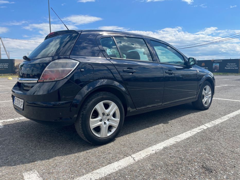 Авто Opel Astra H