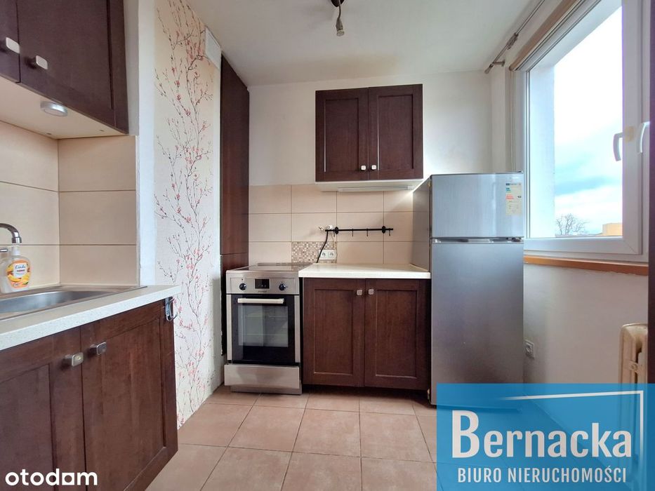 Słoneczna kawalerka, osobna kuchnia, Zakrzów