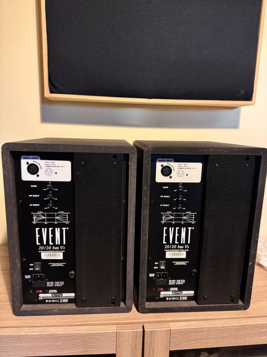 Monitores de Estudio Event 20/20 bas V3