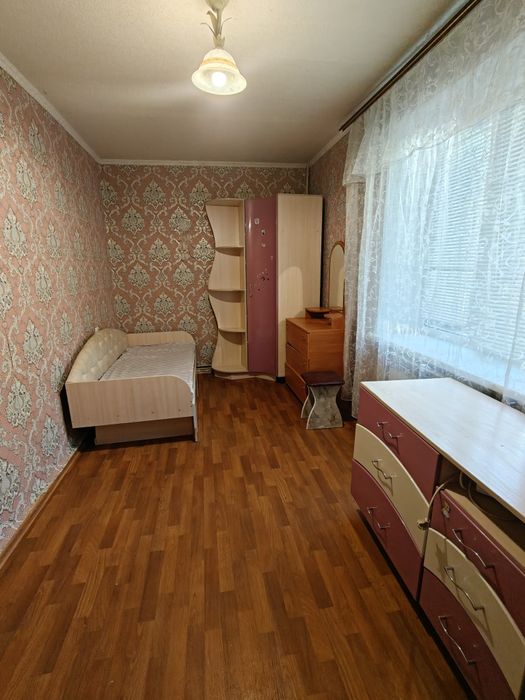Продається 2 кімн. квартира вул. Академіка Корольова
