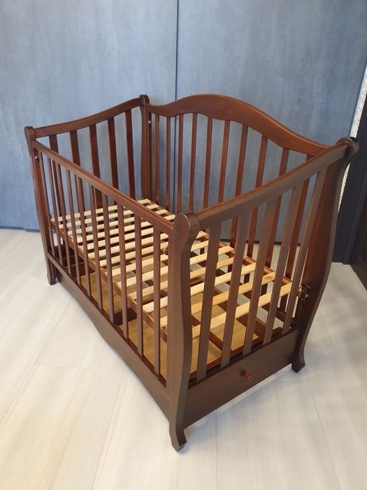 Дитяче ліжечко «Трія»