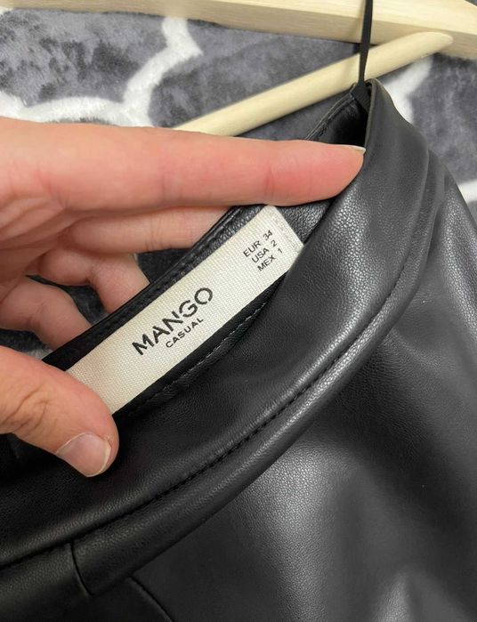 Спідниця з еко шкіри Mango