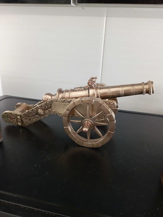 Cannon, Torch, Lamp64575427109761121