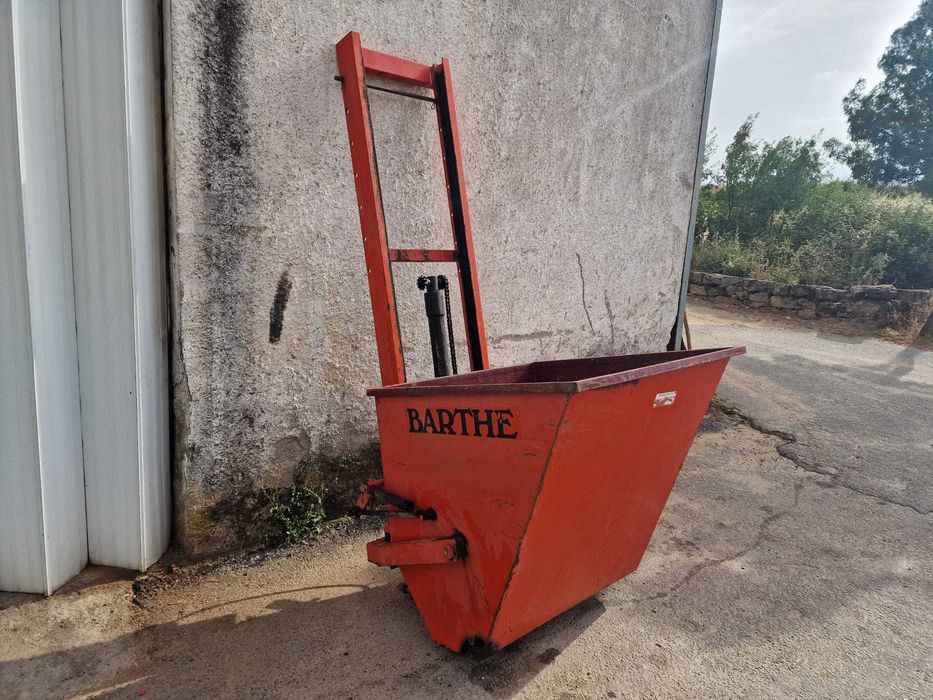 Balde de Vindima hidráulico - Carregador de Uvas para Trator