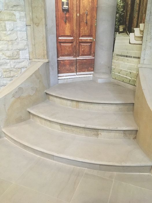 Schody kamienne z piaskowca - wewnętrzne i zewnętrzne, na wymiar