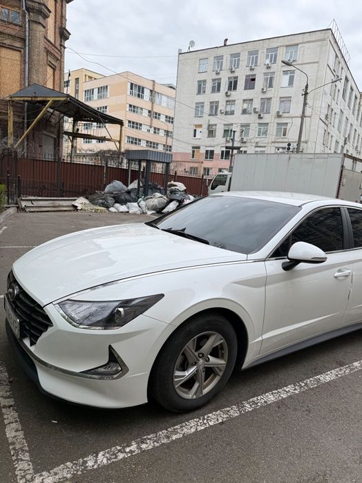 Hyundai Sonata DN8