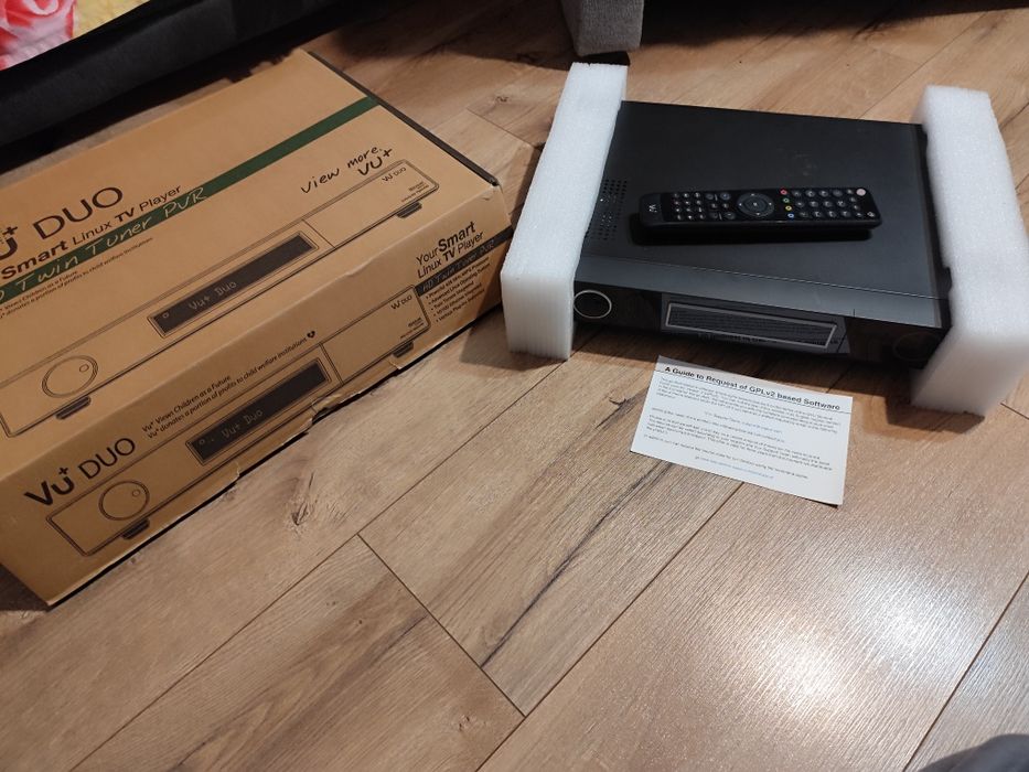 Vu+ Duo – dekoder satelitarny Linux – NOWY – pilot