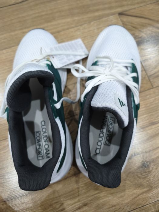 Buty z siatki marki Adidas r 40.5, adidasy