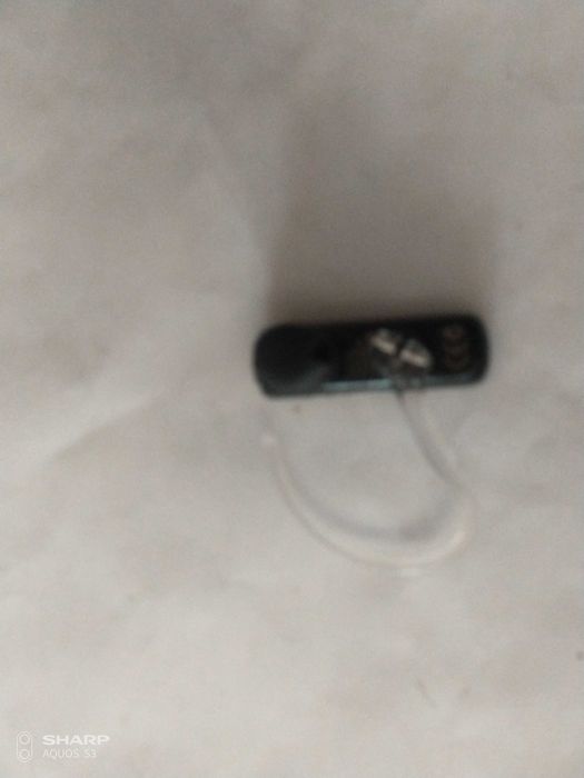 Bluetooth гарнитура Plantronics 825