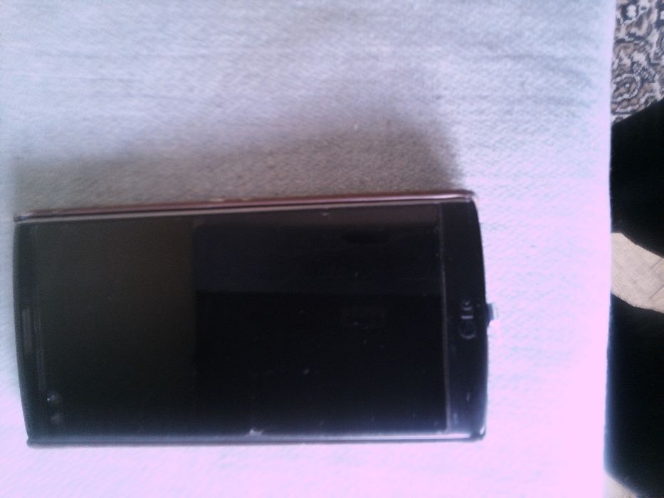 LG  V10  смартфон