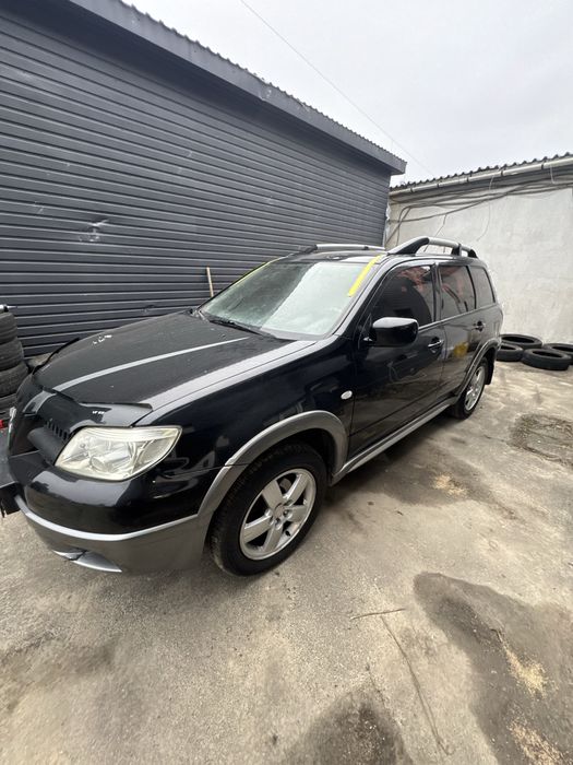 Mitsubishi Outlander 2.4 AT AWD