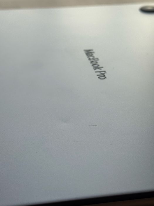 MacBook Pro 2021 14” | M1 Pro | 16 GB RAM | 512 SSD | Kond. Bat. 87%