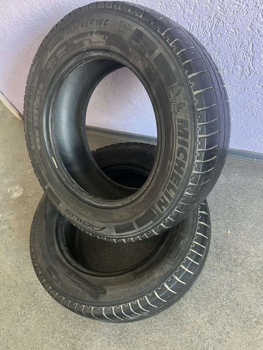 Резина 215/65 R16 С  покрышки
