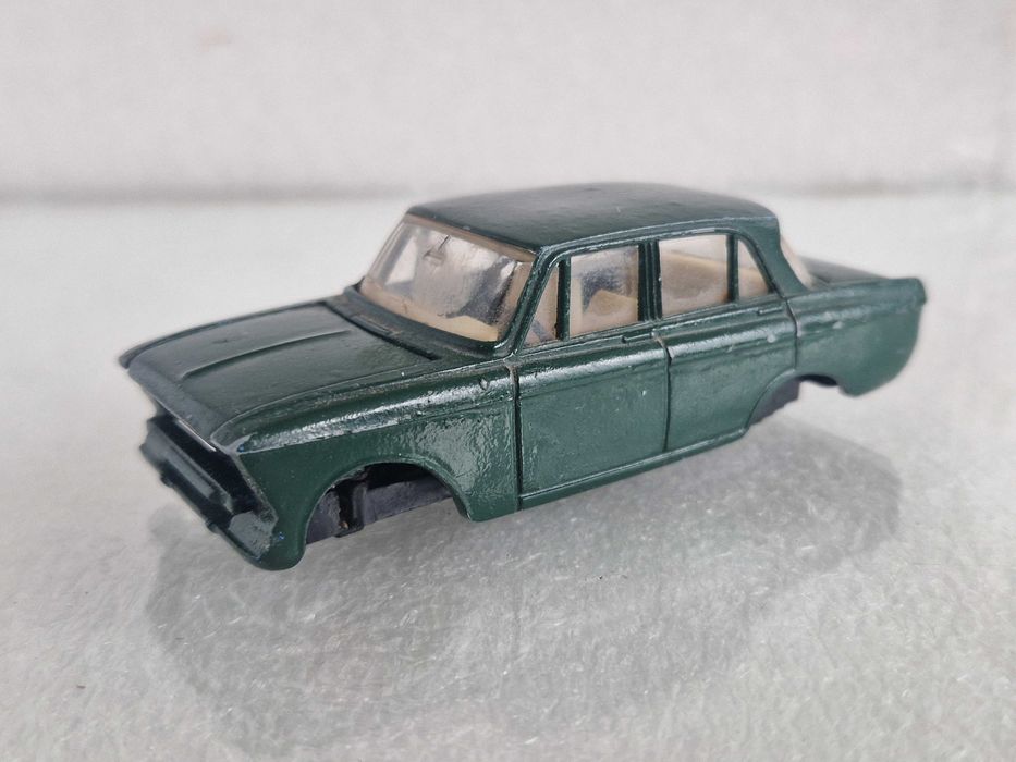 Москвич 412 А2 москвич седан, на донора - реставрацию 1:43 СССР 1976г.