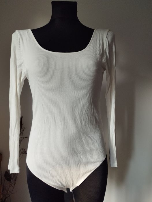 Zestaw bielizny damskiej-4 sztuki