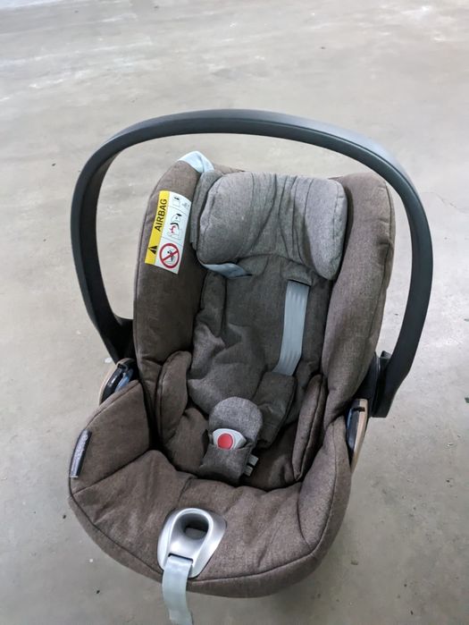 Carrinho Cybex Priam Platinum+ babycok Cloud Q plus