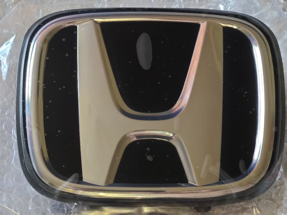 Емблема під дістронік. Honda CR-V 2023-2025 Нова оригінал