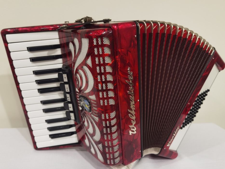 Weltmeister Caprice 48 basów akordeon klawiszowy