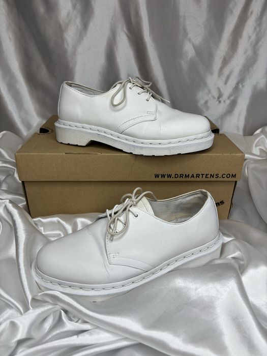 białe martensy niskie dr Martens 1461 all white chunky alternative