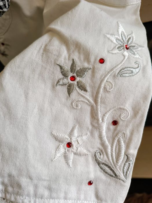 śliczne spodenki 3-4 lata