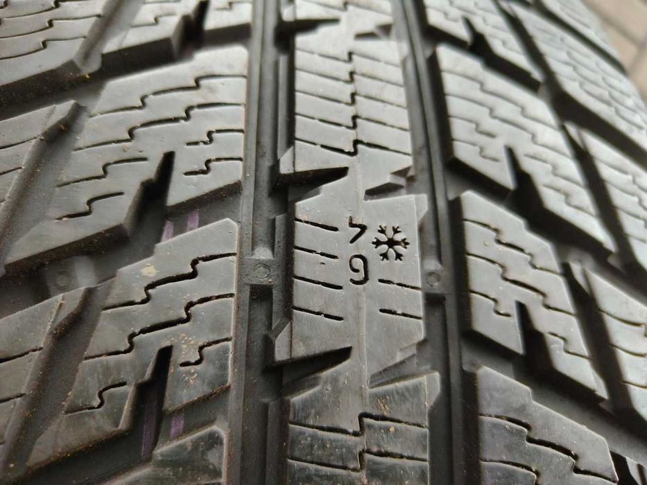 235/60 107V R18 NOKIAN WR SUV3 7mm 2018r TANIO Zimowe Opony 2szt
