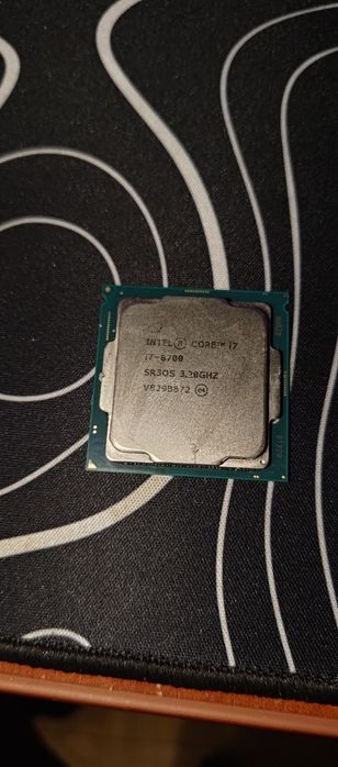 процессор Core i7-8700