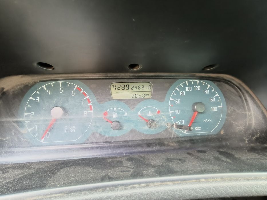 Nissan Terrano lift 2.4 LPG 2001