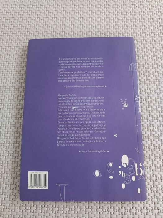 Entre letras de margarida reduto