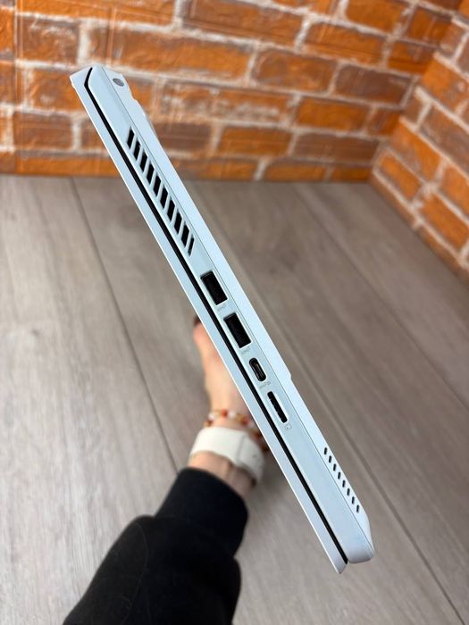 14’’ 2k 120Гц Asus ROG Zephyrus G14/RX 6700S 8gb/Ryz 9 6900HS/1tb/16gb