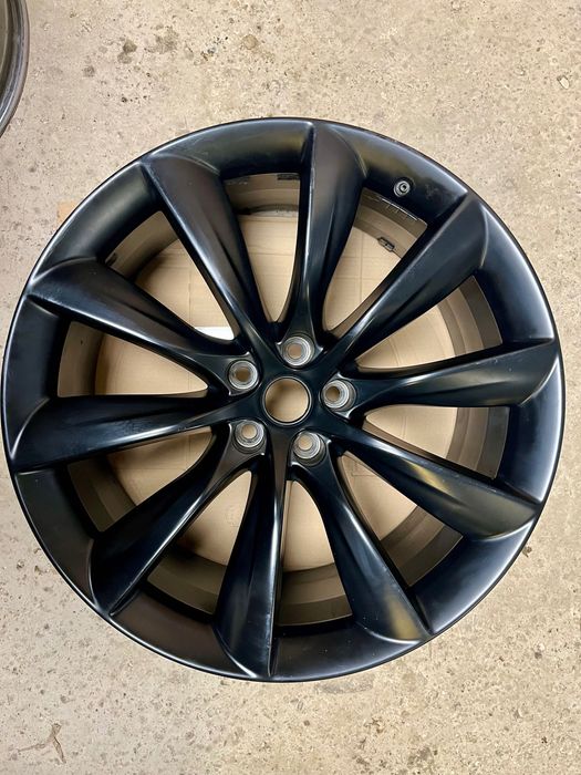 Felga pojedyncza 22” Tesla X tylna 10” cali, oryginał, 5x120, ET35.