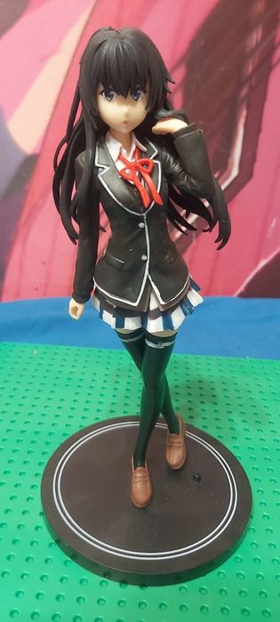 Figurka anime  Yukino Yukinoshita szkolny mundurek