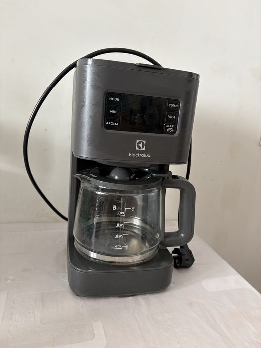 Продам кавоварку Electrolux