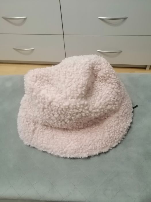 Kapelusz dla dziewczynki