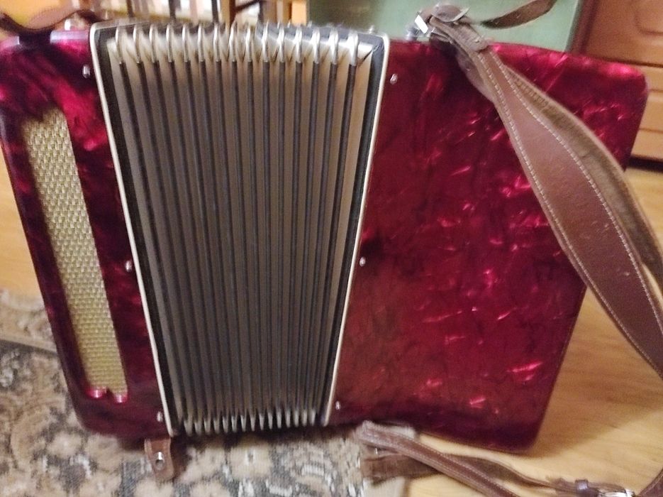 Akordeon Tenora 80 bas