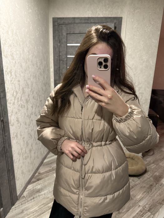 Зимова курточка пуховик